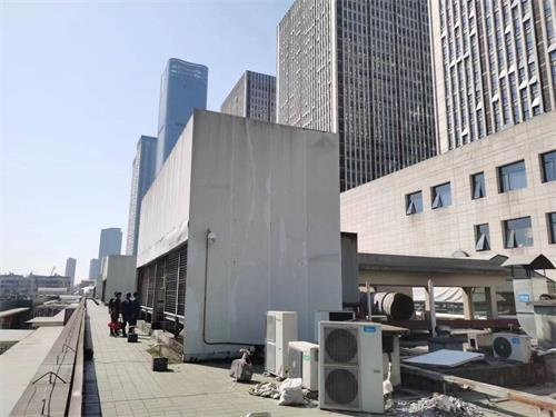 冷卻塔噪聲控制解決方案,屋面冷卻塔噪聲