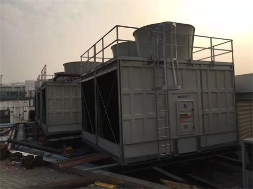 注塑機冷卻塔的特點和要求是什么？,注塑機冷卻塔安裝圖片